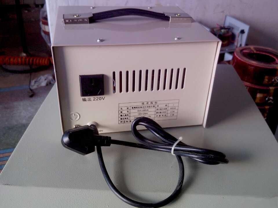 SVC-500VA单相高精度稳压器背面图